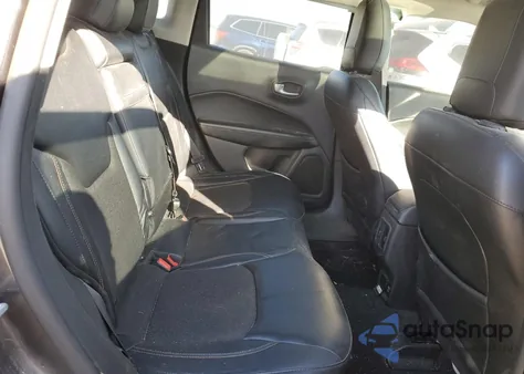 2017 Jeep Compass Latitude from USA, damaged, VIN 3C4NJDBB8HT681919